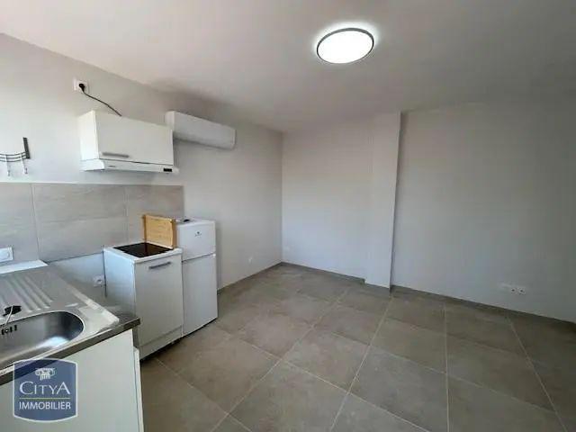 Appartement à louer 2 pièces 27.11m²