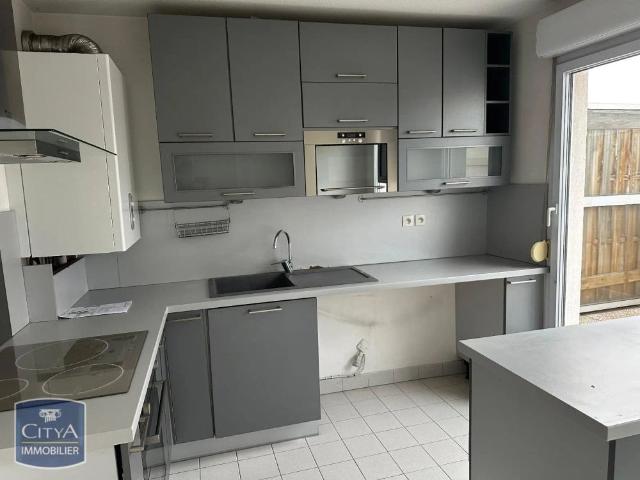 Appartement à louer 4 pièces 85.58m²