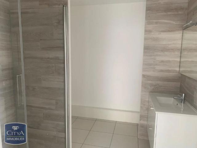 Appartement à louer 2 pièces 35.79m²