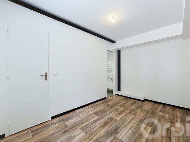 Appartement à louer 2 pièces • 37,78 m2 Maisons Alfort