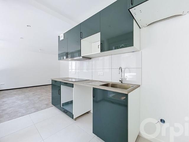 Appartement à louer 2 pièces • 37,78 m2 Maisons Alfort