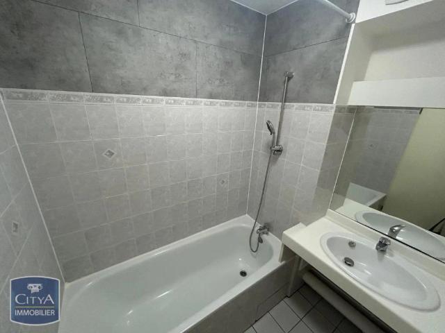 Appartement à louer 2 pièces 37.8m²