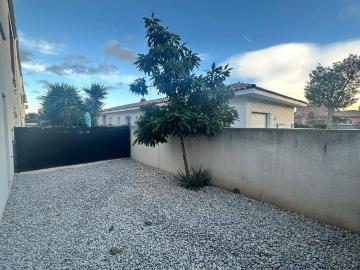 Appartement à louer à Rue des Farines - Jardin