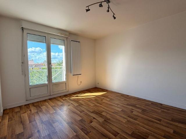 Appartement à louer 2 pièces • 38,42 m2 Savigny sur Orge
