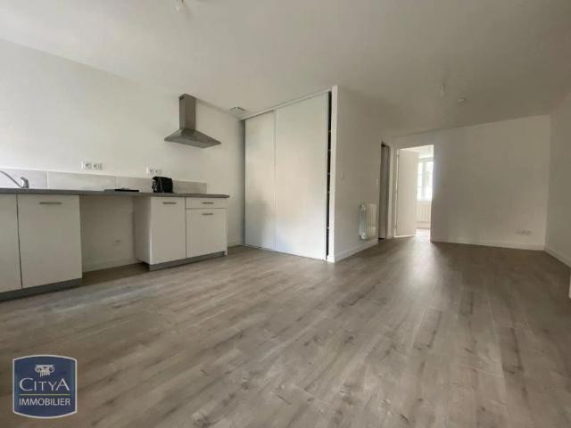 Appartement à louer 2 pièces 39.8m²