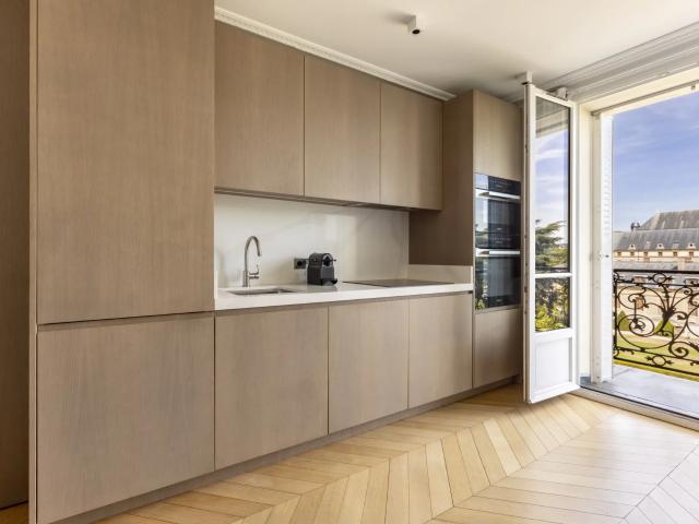 Appartement à louer 2 pièces 32,21 m² | Paris 75007 INVALIDES | 2 800 € | Junot