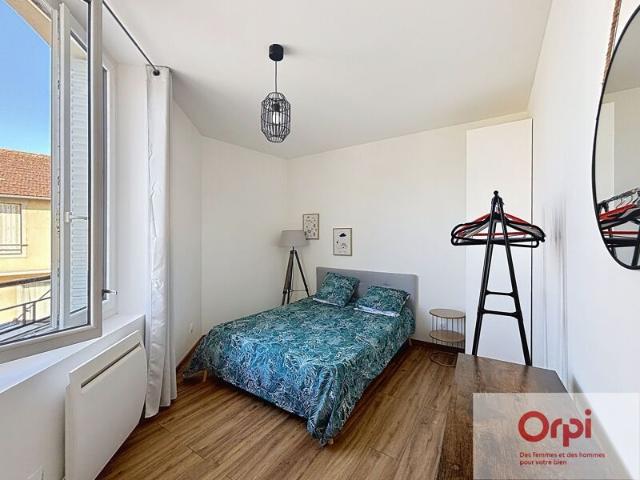 Appartement à louer 2 pièces • 32,90 m2 Montluçon
