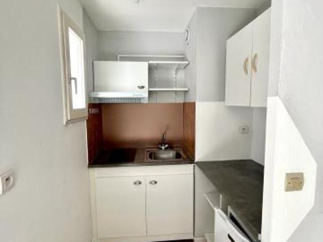 Appartement à louer 2 pièces 33 m²