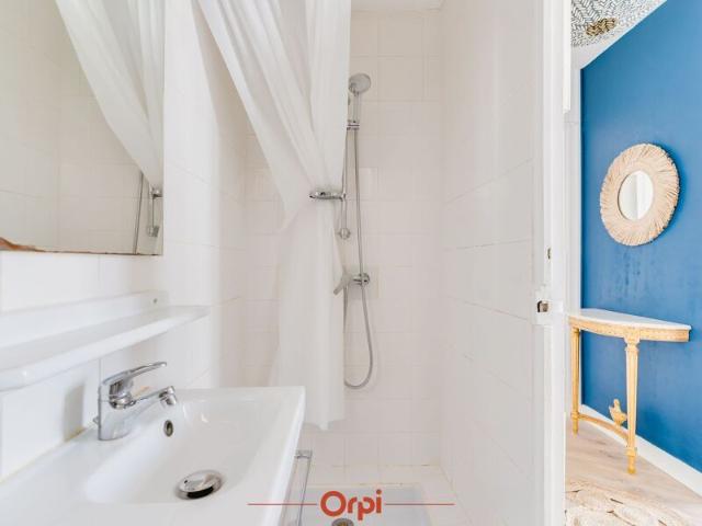 Appartement à louer 2 pièces • 33,88 m2 Marseille 5