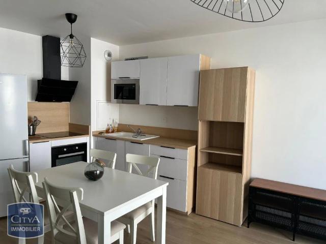 Appartement à louer 2 pièces 44.04m²
