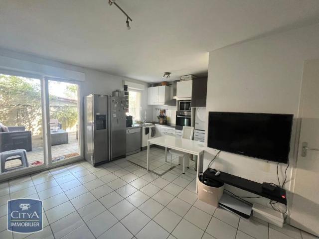 Appartement à louer 2 pièces 44.01m²