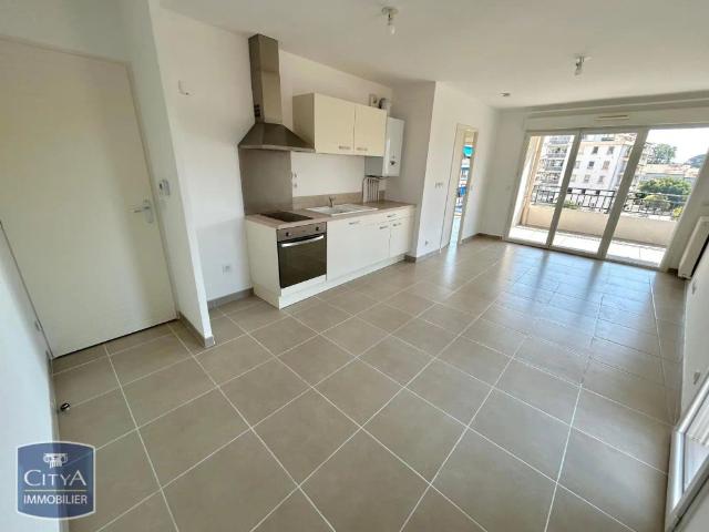 Appartement à louer 2 pièces 44.41m²
