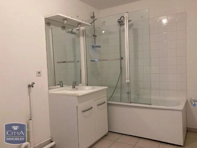 Appartement à louer 2 pièces 45.61m²