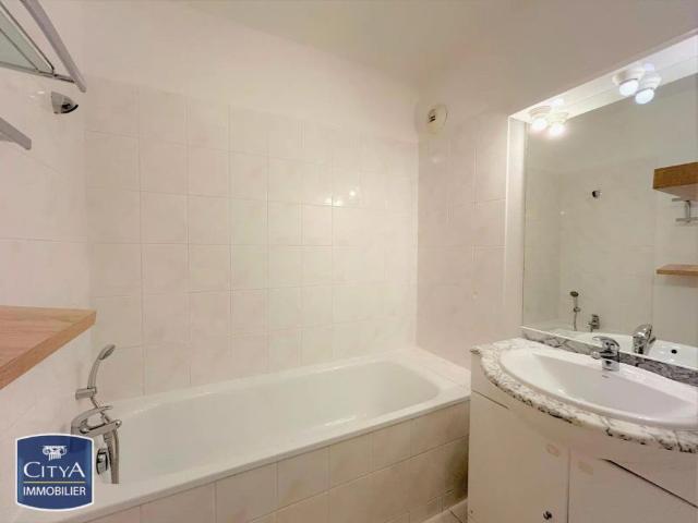 Appartement à louer 2 pièces 45.79m²