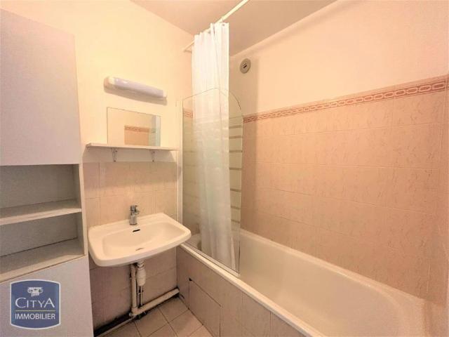 Appartement à louer 2 pièces 45.7m²