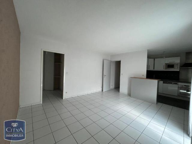 Appartement à louer 2 pièces 46.02m²