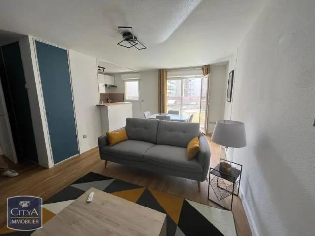 Appartement à louer 2 pièces 46.3m²