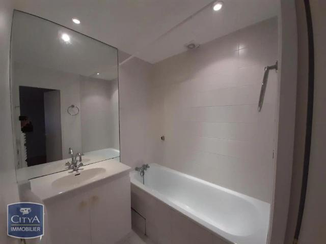 Appartement à louer 2 pièces 46.5m²