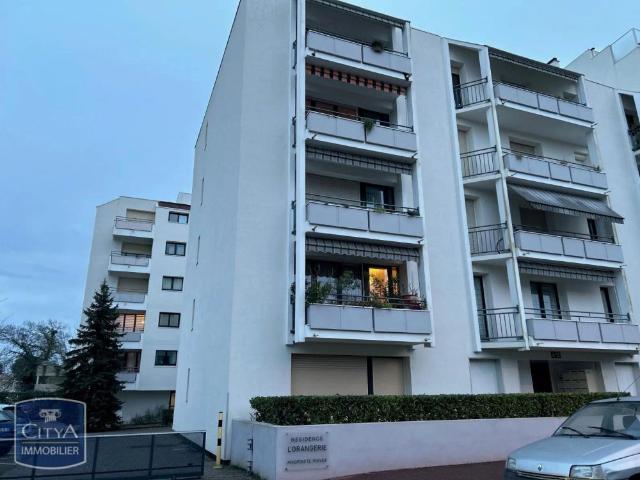 Appartement à louer 2 pièces 46.85m²