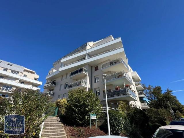 Appartement à louer 2 pièces 46.87m²