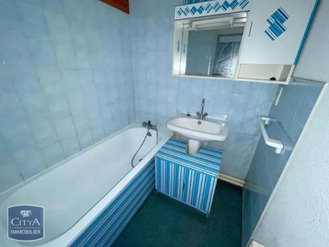 Appartement à louer 2 pièces 46.95m²