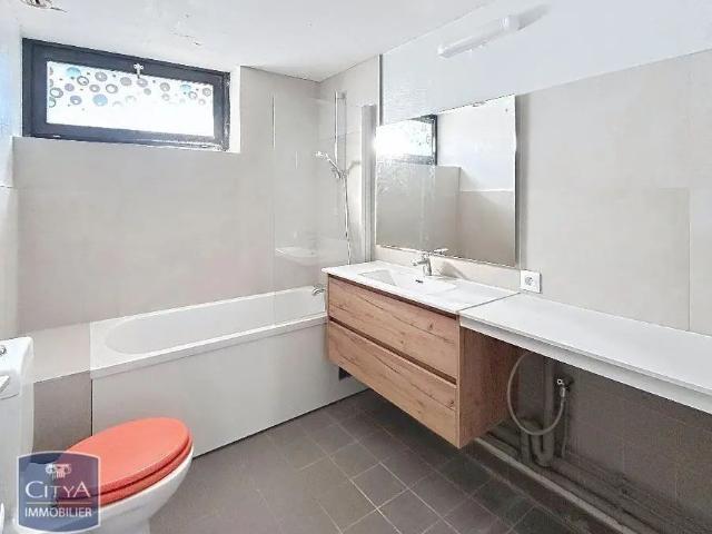 Appartement à louer 2 pièces 46.91m²