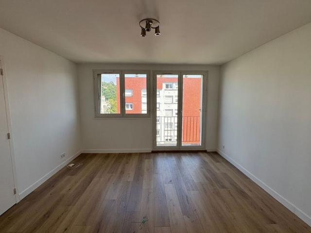 Appartement à louer 2 pièces • 47 m2 Champigny sur Marne