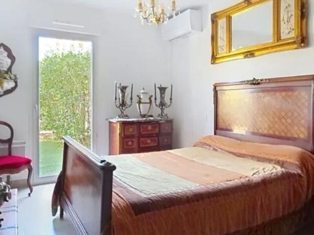 Appartement à louer 2 pièces • 47 m2 Fréjus