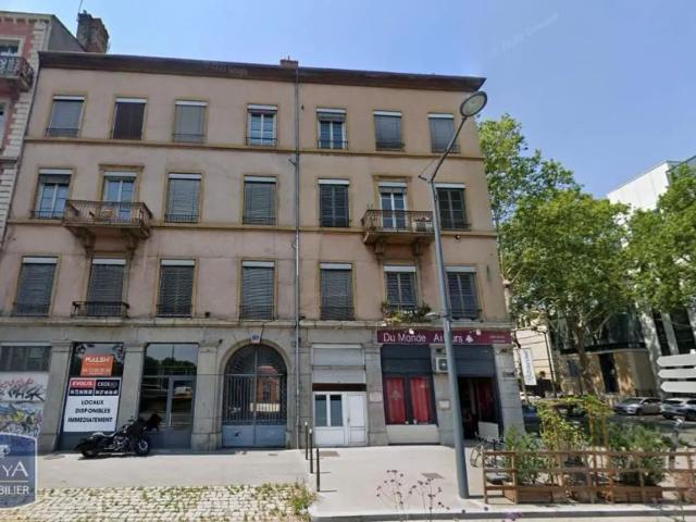 Appartement à louer 2 pièces 47.07m²