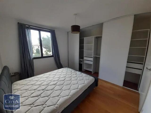 Appartement à louer 2 pièces 47.08m²