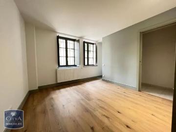 Appartement à louer 2 pièces 47.5m²