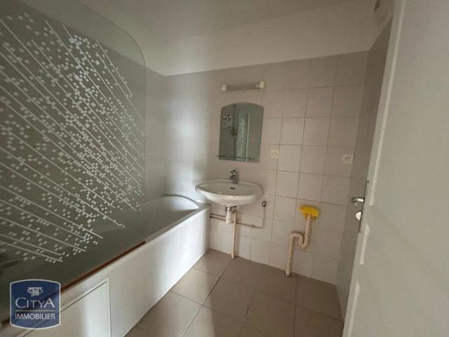 Appartement à louer 2 pièces 47.7m²