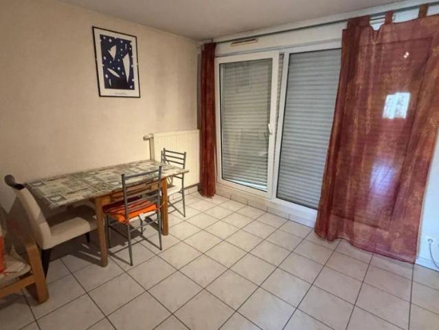 Appartement à louer 2 pièces 48.04m²