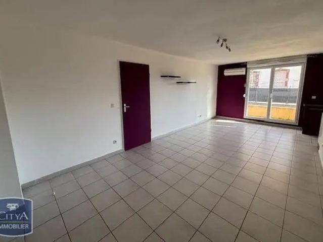 Appartement à louer 2 pièces 48.02m²
