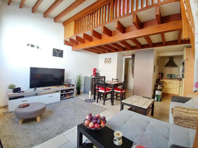Appartement à louer 2 pièces 48.14m²