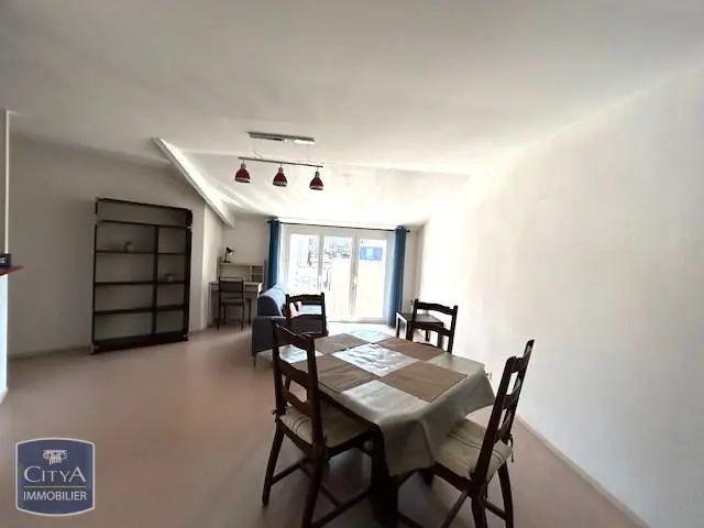 Appartement à louer 2 pièces 49.18m²