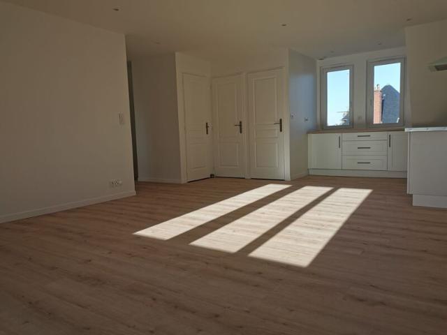 Appartement à louer 2 pièces • 49,71 m2 Pont l'Évêque