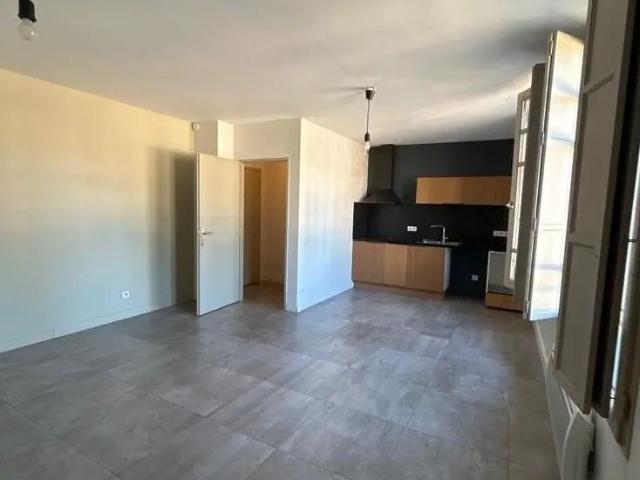Appartement à louer 2 pièces 49.92m²