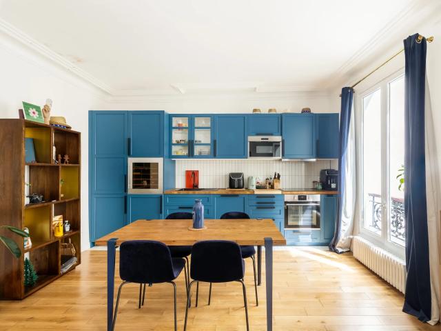 Appartement à louer 2 pièces 40,19 m² | Paris 75018 THÉÂTRE DE L'ATELIER / ABBESSES | 1 930 € | Junot