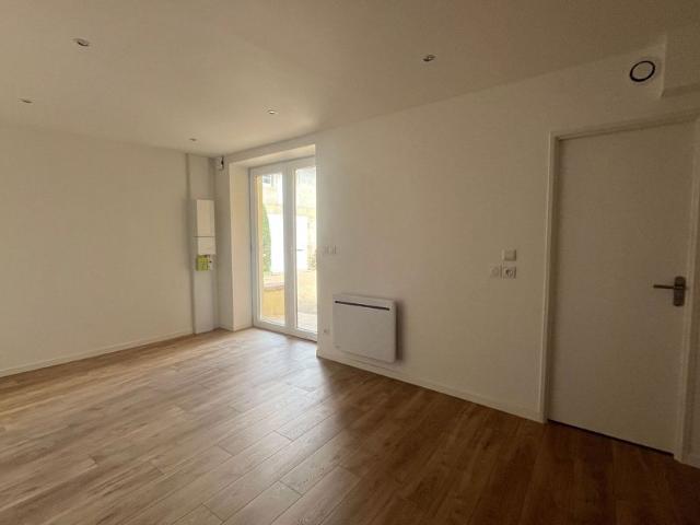 Appartement à louer 2 pièces • 40,22 m2 Saint Laurent sur Saône