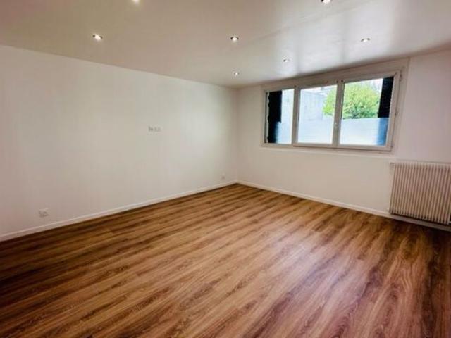 Appartement à louer 2 pièces • 40,30 m2 Rosny sous Bois