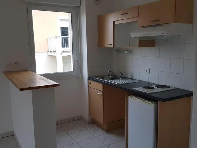 Appartement à louer 2 pièces 40.99m²