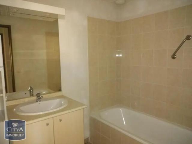 Appartement à louer 2 pièces 41.65m²