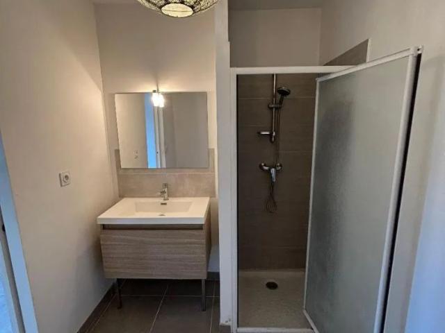 Appartement à louer 2 pièces 41.6m²