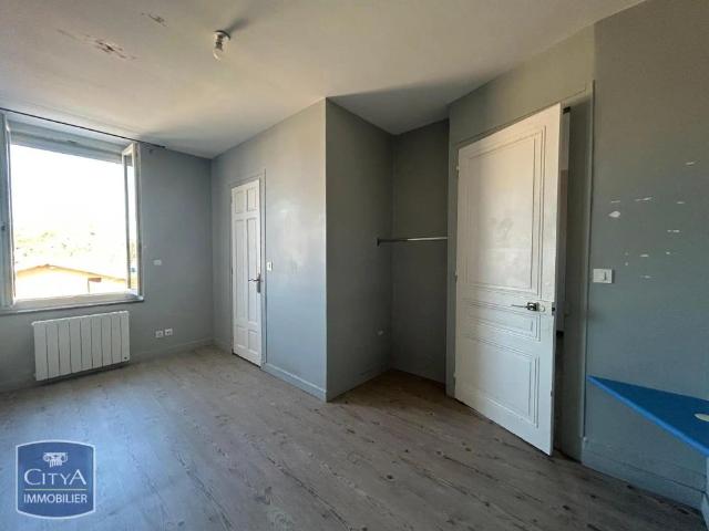 Appartement à louer 2 pièces 41.79m²