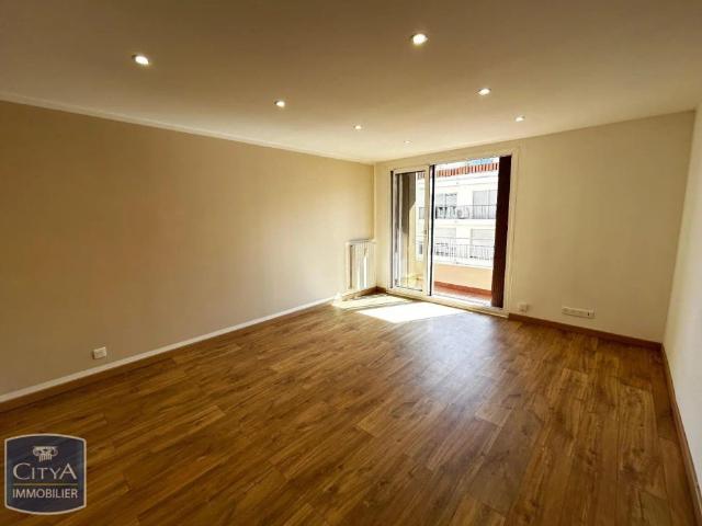 Appartement à louer 2 pièces 41.7m²