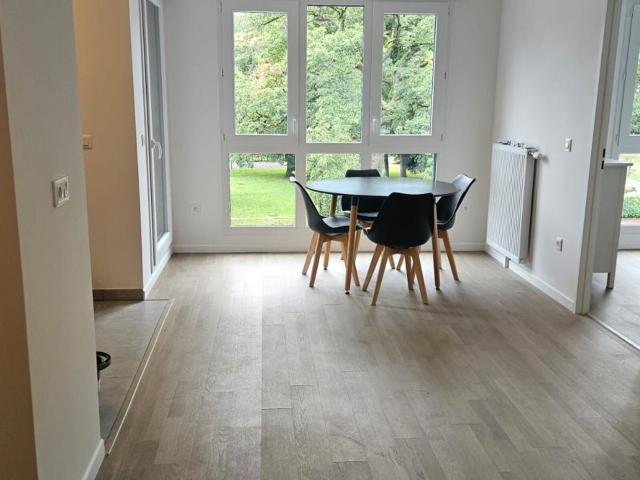 Appartement à louer 2 pièces 42 m