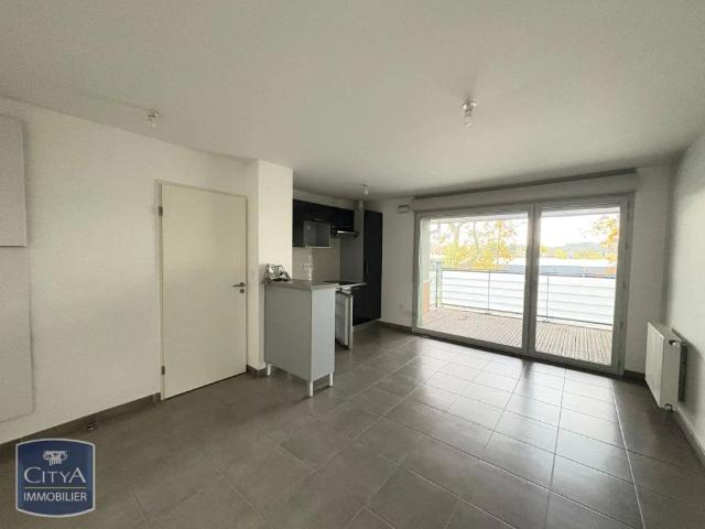 Appartement à louer 2 pièces 42.28m²