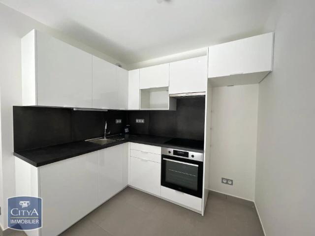 Appartement à louer 2 pièces 42.28m²