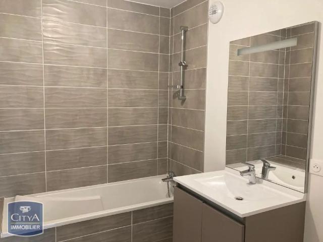 Appartement à louer 2 pièces 42.6m²